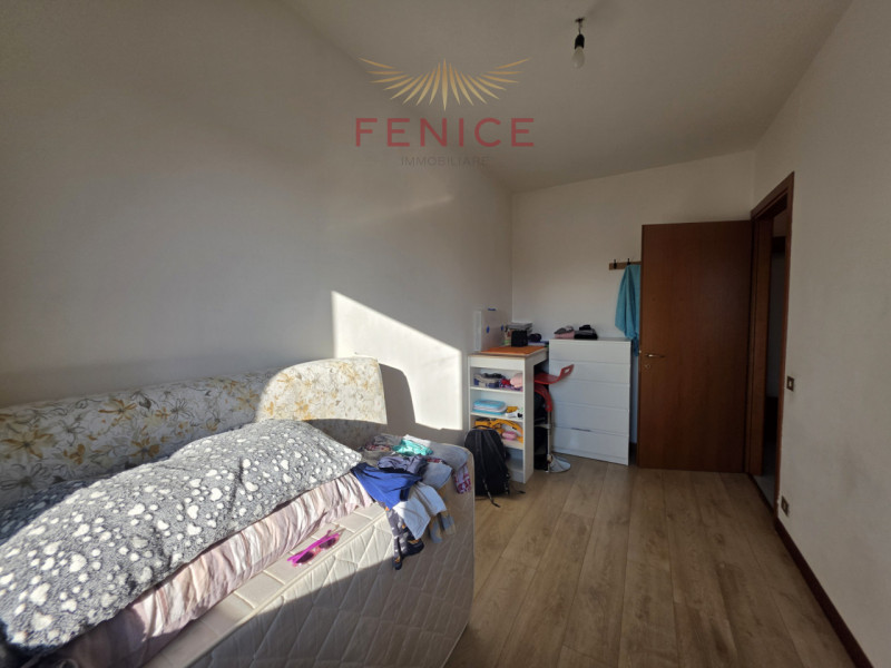 A Trevignano, in provincia di Treviso, nel cuore di un quartiere residenziale curato e ben abitat...