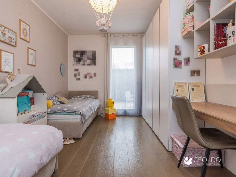 VIGONZA , localita' PERAROLO, nel cuore verdeggiante del paese proponiamo in vendita un raffinato...