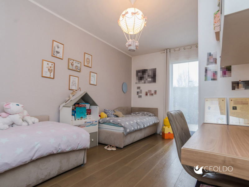 VIGONZA , localita' PERAROLO, nel cuore verdeggiante del paese proponiamo in vendita un raffinato...