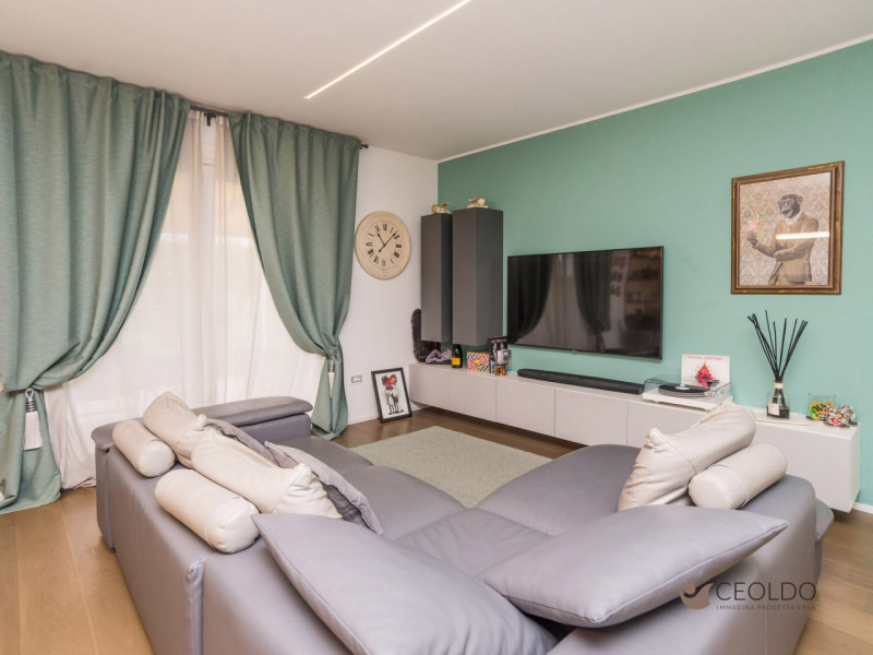 VIGONZA , localita' PERAROLO, nel cuore verdeggiante del paese proponiamo in vendita un raffinato...