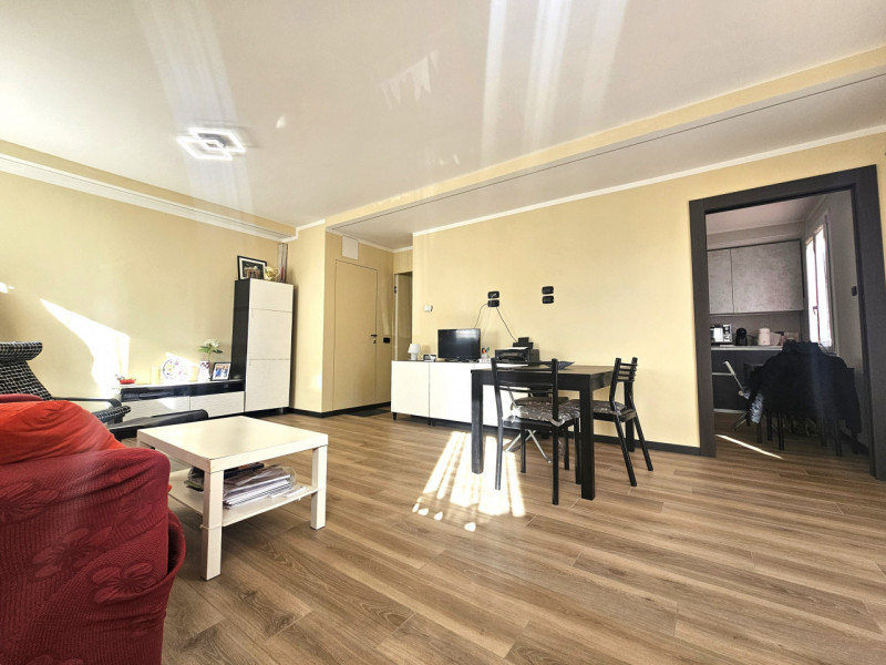 Nel Comune di Ponte San Nicolò, ma alle porte di Padova, proponiamo in locazione una porzione ind...