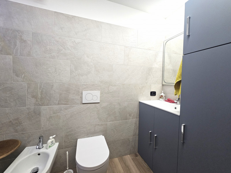 Nel Comune di Ponte San Nicolò, ma alle porte di Padova, proponiamo in locazione una porzione ind...