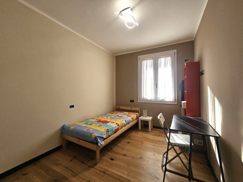 Nel Comune di Ponte San Nicolò, ma alle porte di Padova, proponiamo in locazione una porzione ind...