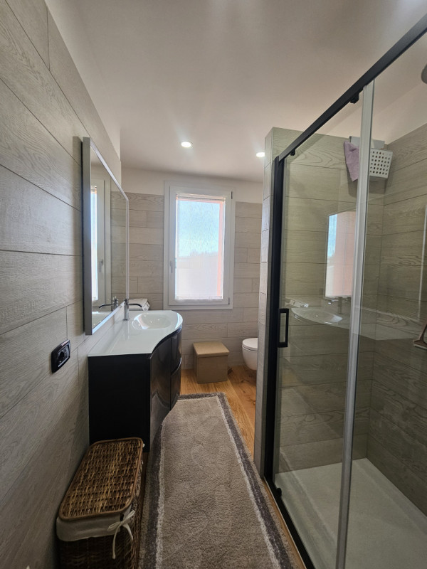 Nel Comune di Ponte San Nicolò, ma alle porte di Padova, proponiamo in locazione una porzione ind...