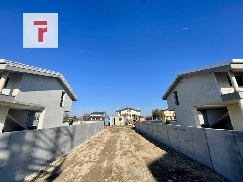 Albignasego quartiere San Lorenzo proponiamo in vendita bifamiliare di nuova costruzione. 

L'imm...