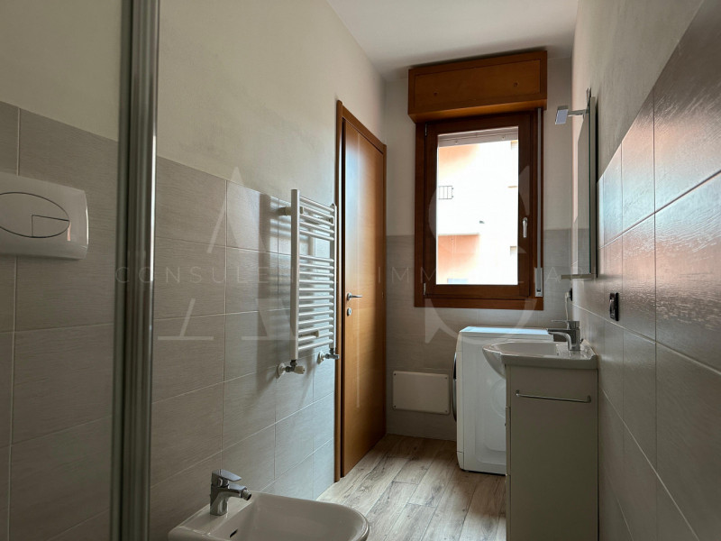 A Mestrino centro, in posizione comoda a tutti i principali servizi, scuole e fermate dei mezzi, ...