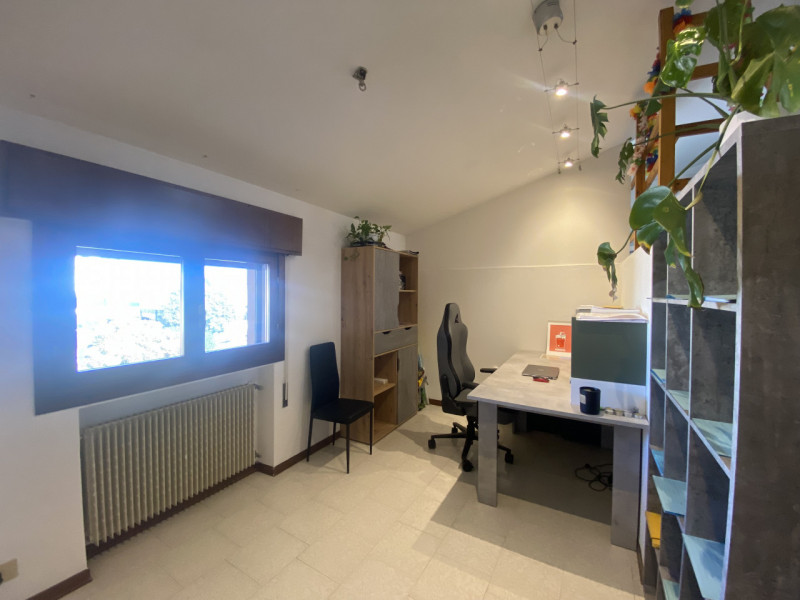 Scopri la tua nuova casa nel cuore del tranquillo e residenziale comune di Grisignano di Zocco. P...