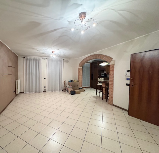 FOSSONA DI CERVARESE S.C. (PD) Appartamento importante di mq. 110 con ingresso, ampio sogggiorno,...