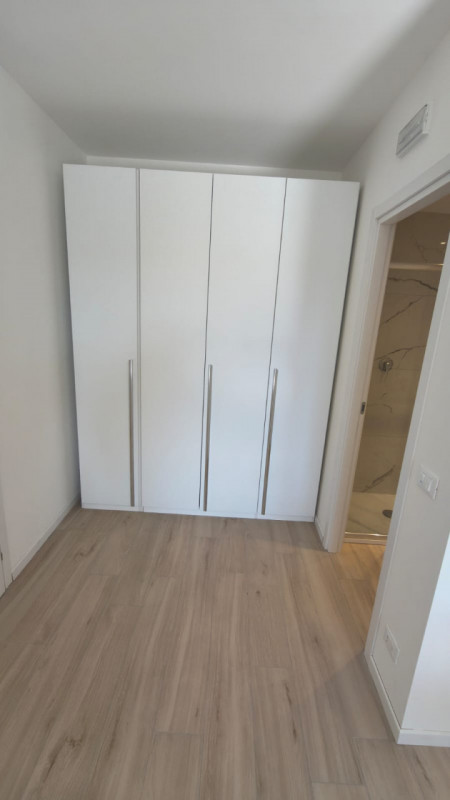 In zona Stanga a Padova, proponiamo in affitto un ampio monolocale di circa 40 mq, recentemente r...