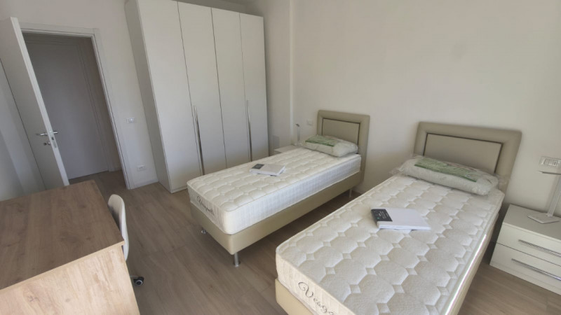 In zona Stanga a Padova, proponiamo in affitto a persone referenziate, un bionolocale di circa 50...