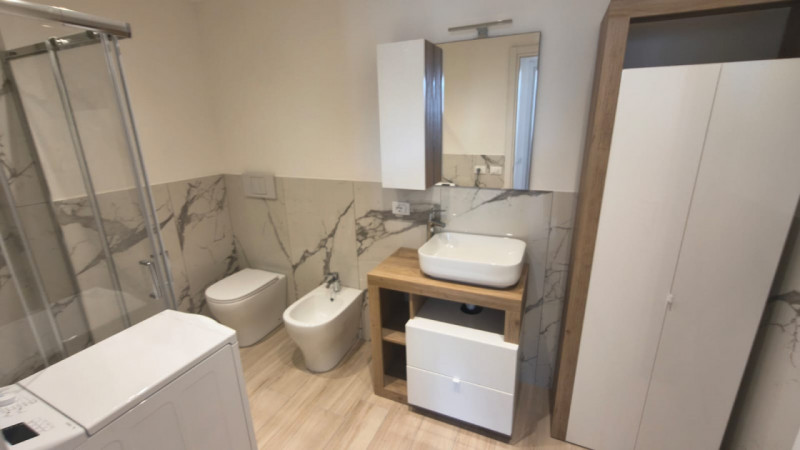 In zona Stanga a Padova, proponiamo in affitto a persone referenziate, un bionolocale di circa 50...