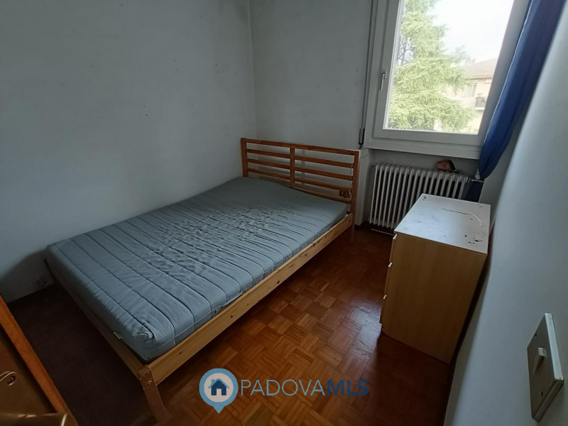 Padova vicinanze via venezia 3 camere con ascensore

Immobile in esclusiva al Gruppo Padova MLS

...