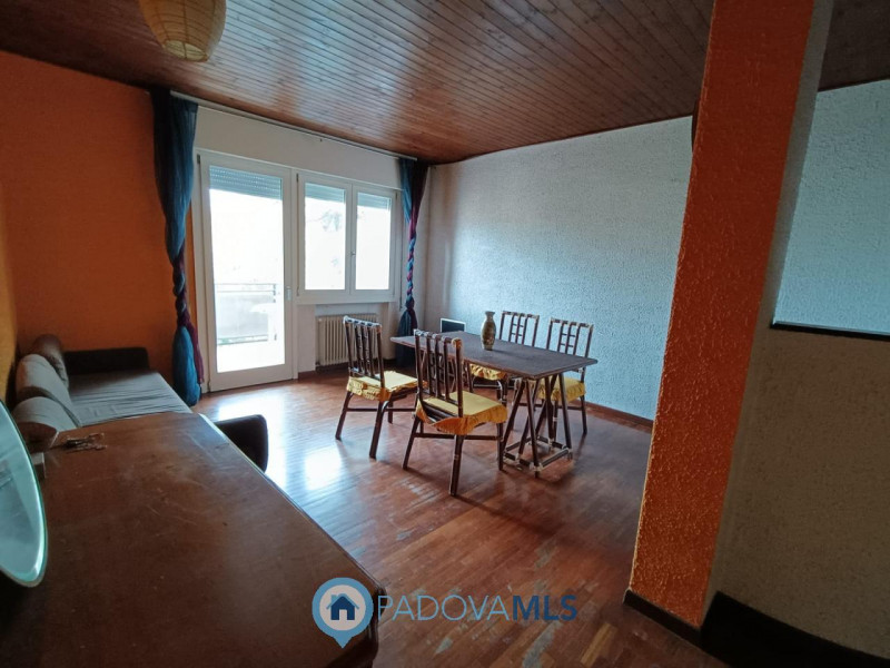 Padova vicinanze via venezia 3 camere con ascensore

Immobile in esclusiva al Gruppo Padova MLS

...