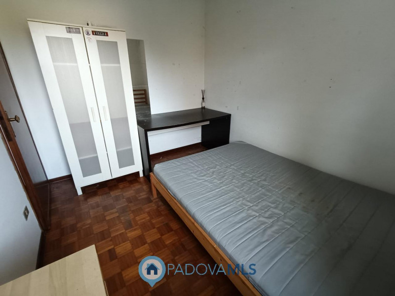 Padova vicinanze via venezia 3 camere con ascensore

Immobile in esclusiva al Gruppo Padova MLS

...