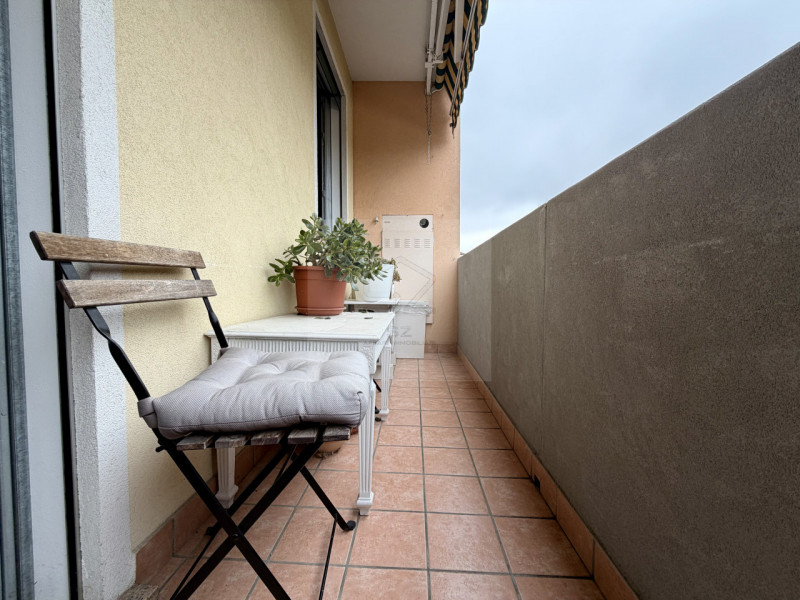 ALBIGNASEGO - S.GIACOMO

SPAZIOSO APPARTAMENTO CON 1 CAMERA IN OTTIME CONDIZIONI GIA' LIBERO

In ...