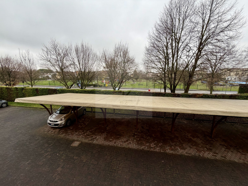 ALBIGNASEGO - S.GIACOMO

SPAZIOSO APPARTAMENTO CON 1 CAMERA IN OTTIME CONDIZIONI GIA' LIBERO

In ...