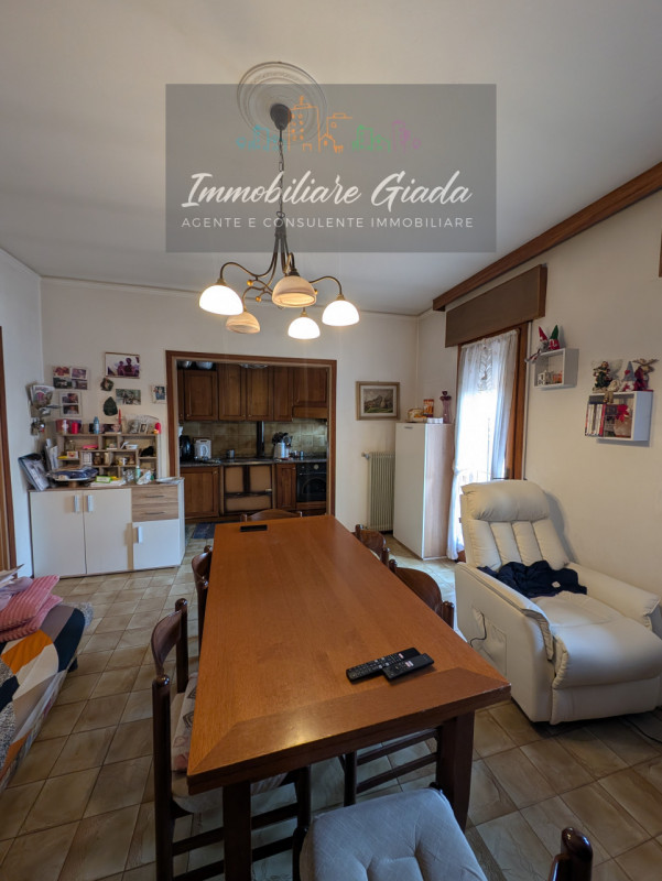 . ✨ Nel cuore del suggestivo quartiere di Ceneda proponiamo in vendita una porzione di casa in bi...