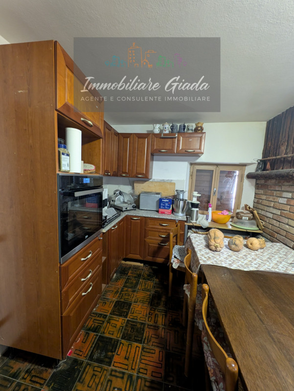 . ✨ Nel cuore del suggestivo quartiere di Ceneda proponiamo in vendita una porzione di casa in bi...