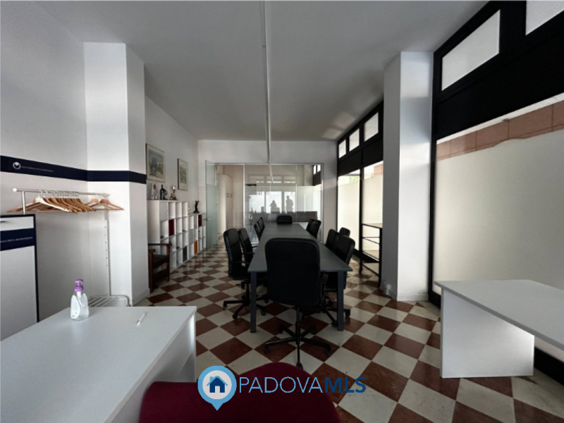 Immobile in esclusiva al Gruppo Padova MLS

Hai mai pensato al tuo prossimo spazio commerciale o ...