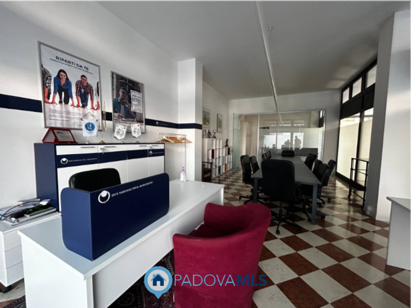 Immobile in esclusiva al Gruppo Padova MLS

Hai mai pensato al tuo prossimo spazio commerciale o ...