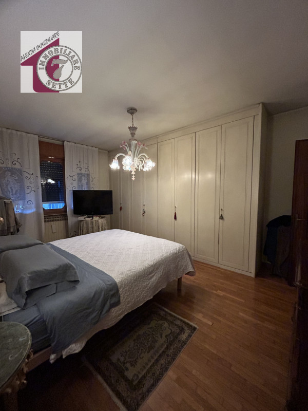 Vendesi CITTADELLA CENTRO CASA SINGOLA di circa 250 mq., in bellissimo contesto residenziale a du...