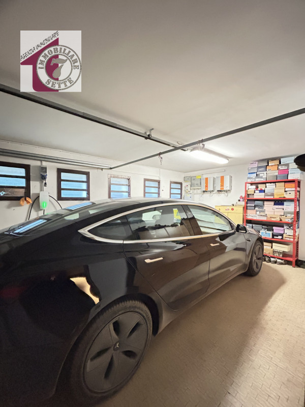 Vendesi CITTADELLA CENTRO CASA SINGOLA di circa 250 mq., in bellissimo contesto residenziale a du...