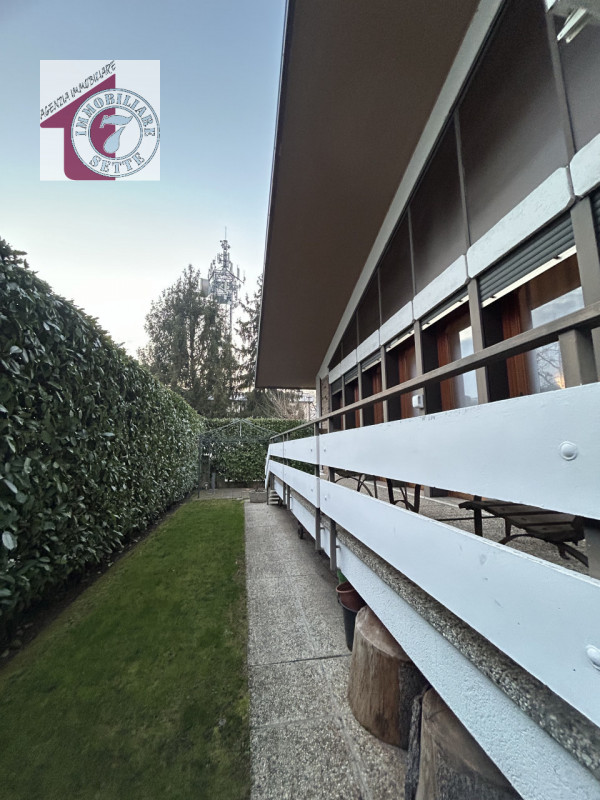 Vendesi CITTADELLA CENTRO CASA SINGOLA di circa 250 mq., in bellissimo contesto residenziale a du...