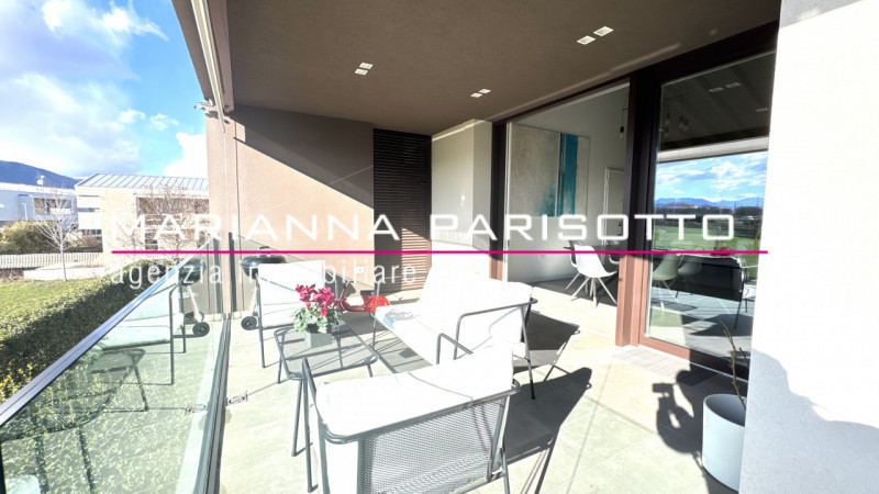 Ns. Esclusiva: Immaginate una meravigliosa mansarda ipertecnologica che non scenda a compromessi,...