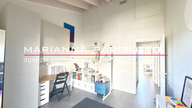 Ns. Esclusiva: Immaginate una meravigliosa mansarda ipertecnologica che non scenda a compromessi,...