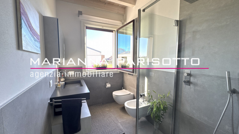 Ns. Esclusiva: Immaginate una meravigliosa mansarda ipertecnologica che non scenda a compromessi,...