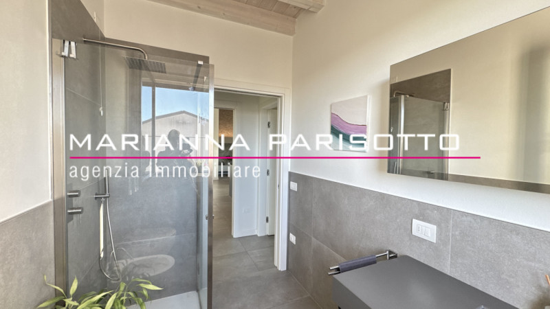 Ns. Esclusiva: Immaginate una meravigliosa mansarda ipertecnologica che non scenda a compromessi,...