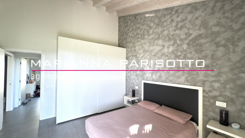 Ns. Esclusiva: Immaginate una meravigliosa mansarda ipertecnologica che non scenda a compromessi,...