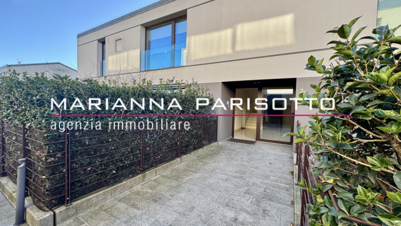 Ns. Esclusiva: Immaginate una meravigliosa mansarda ipertecnologica che non scenda a compromessi,...