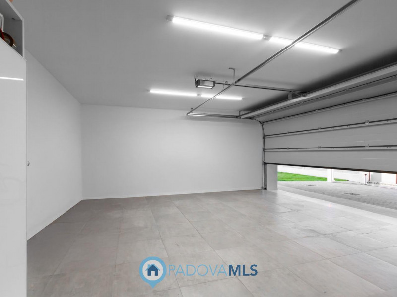 Villa moderna e ristrutturata

Immobile in esclusiva al Gruppo Padova MLS

Nel cuore del prestigi...