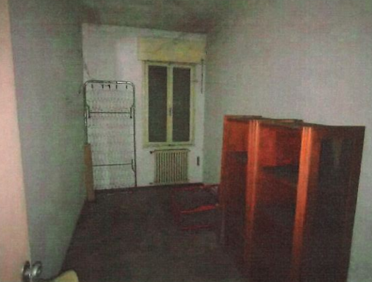 RIF. A.A.39-241

Vendita all'asta - abitazione su due livelli in data 08 aprile 2026

Descrizione...