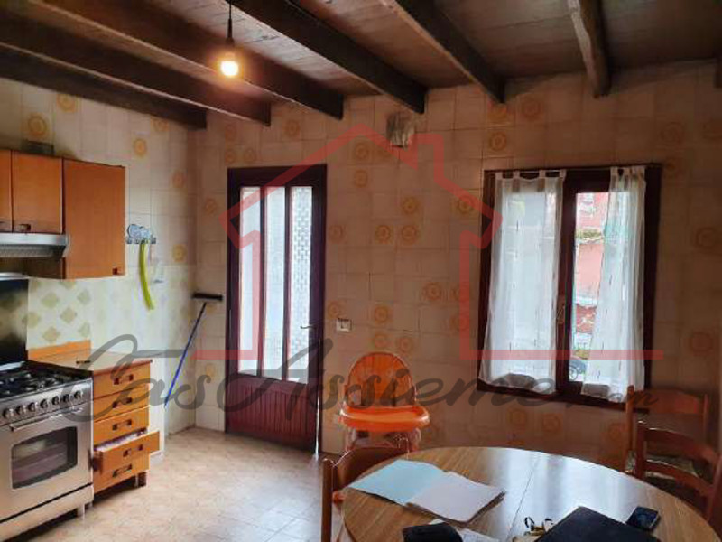 Rif. PE44921
La nostra Agenzia ha selezionato per Voi l'occasione del mese all'asta.

Proponiamo ...