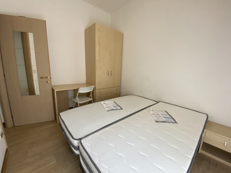 In laterale di via Belzoni Mini arredato. cucina, bagno finestrato, camera, posto bici in cortile...