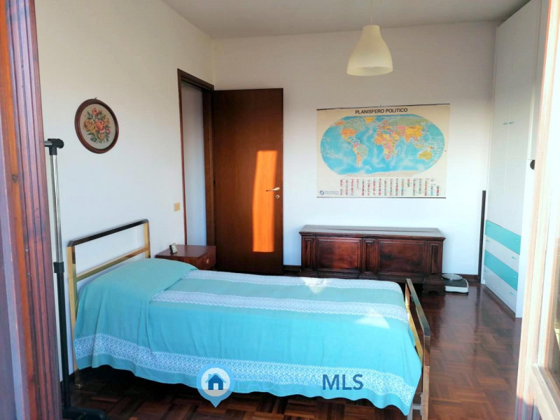 Immobile in esclusiva al Gruppo Padova MLS

CADONEGHE - MEJANIGA.
In zona centralissima, disponib...