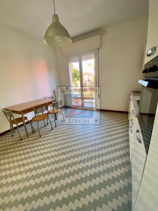 PADOVA quartiere di PONTEVIGODARZERE in via tranquilla ma comoda a tutti i servizi e al tram, APP...