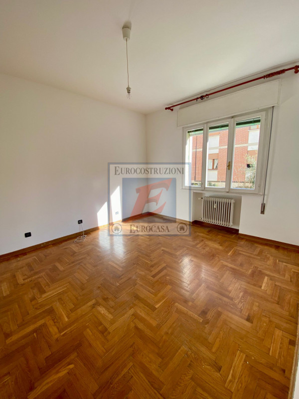 PADOVA quartiere di PONTEVIGODARZERE in via tranquilla ma comoda a tutti i servizi e al tram, APP...