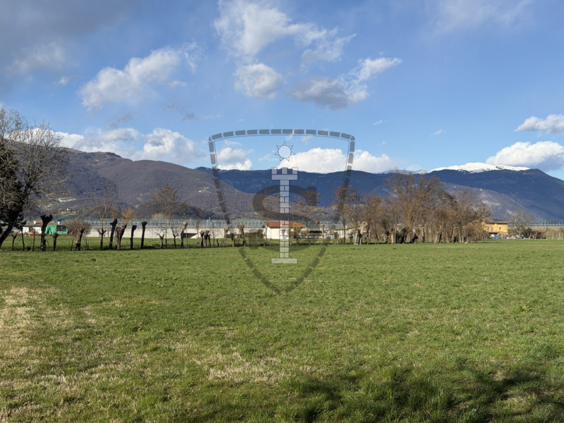 Stai cercando un terreno agricolo facilmente accessibile e in posizione soleggiata?
A Nove, propo...