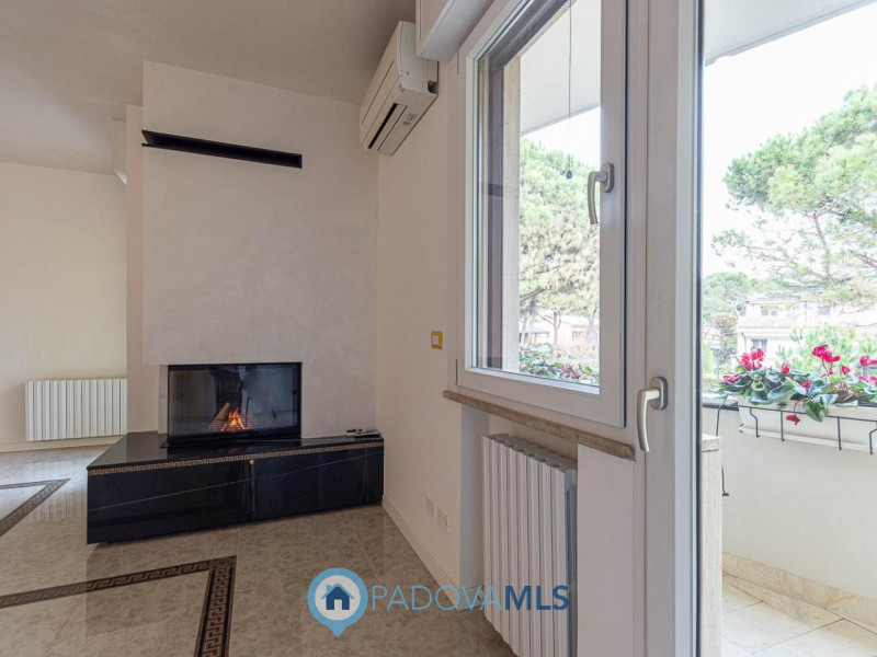 Immobile in esclusiva al Gruppo Padova MLS

Scopri il rifugio perfetto in una delle zone più cent...