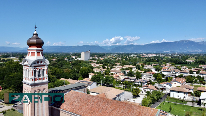 Rif. G-003 NE (per info 350 5383983 | Giacomo)

Castello di Godego, zona centrale: garage doppio ...