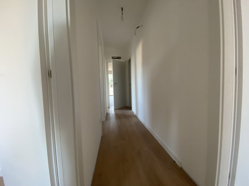 SANT'ANDREA VI 3 Camere Box P Auto
3 Camere con grande zona giorno Open space, doppi servizi , la...