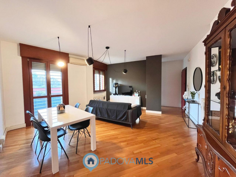 Immobile in esclusiva al Gruppo Padova MLS

Descrizione Stampe e Operazioni

Nel cuore della rino...