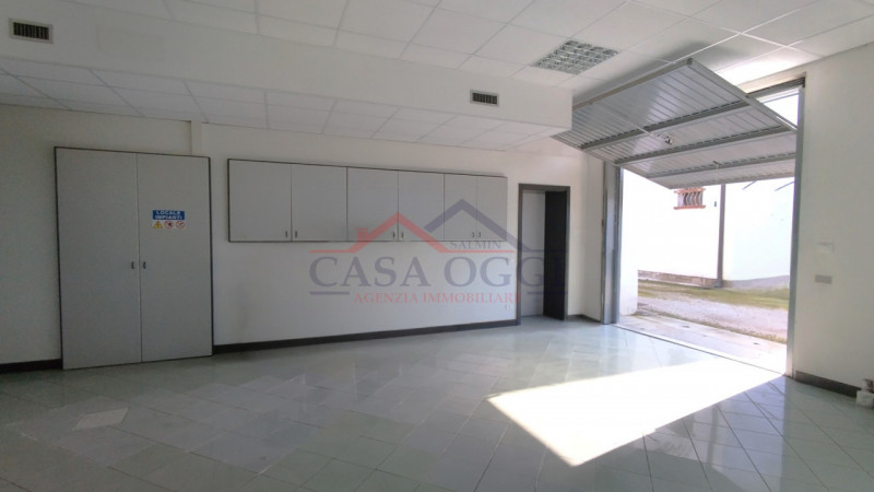 RIF.463A - Montemerlo di Cervarese Santa Croce

Si propone in vendita locale commerciale ex Banca...