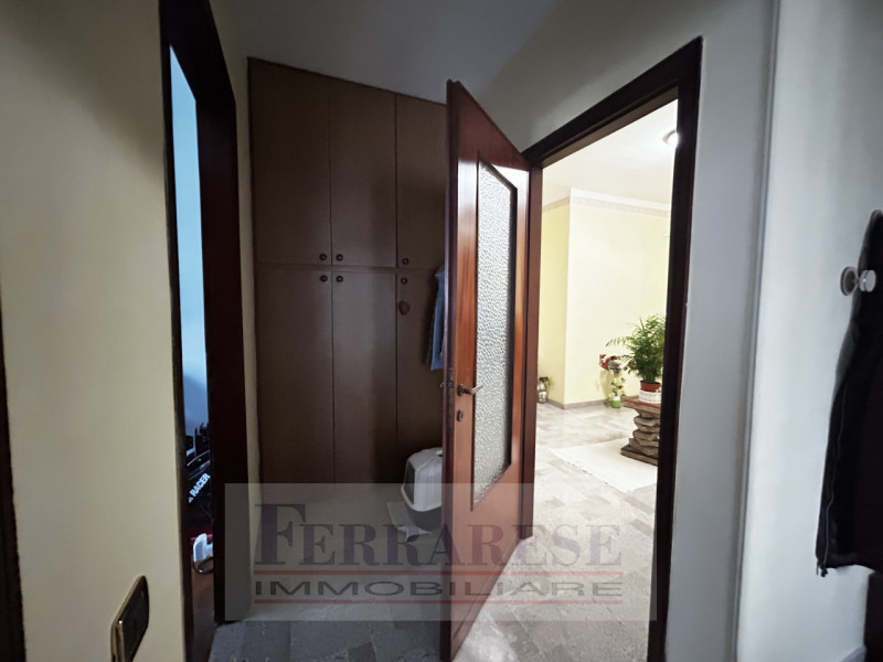 MORTISE Spazioso APPARTAMENTO al piano primo con una superficie generosa di 120 mq, soluzione per...