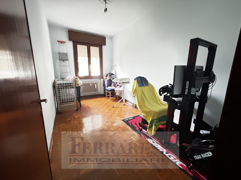 MORTISE Spazioso APPARTAMENTO al piano primo con una superficie generosa di 120 mq, soluzione per...