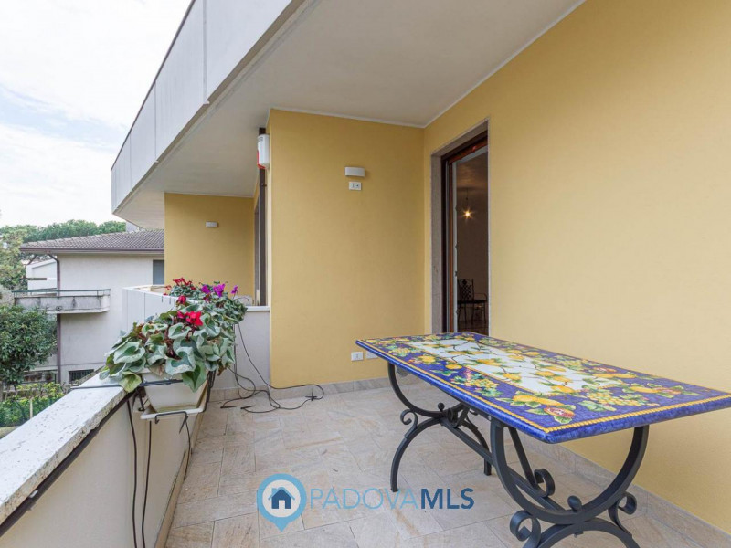 Palazzetto del 1700 ristrutturato completamente con possibilità di ampio garage

Immobile in escl...