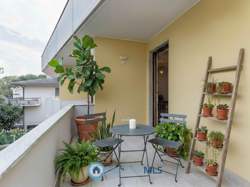 Palazzetto del 1700 ristrutturato completamente con possibilità di ampio garage

Immobile in escl...